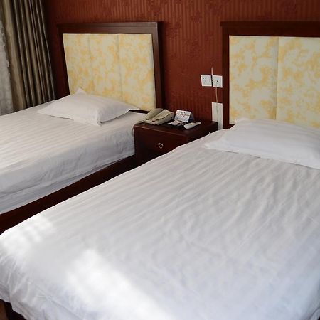 Hotel Super 8 Beijing Daxing Huangcun Esterno foto